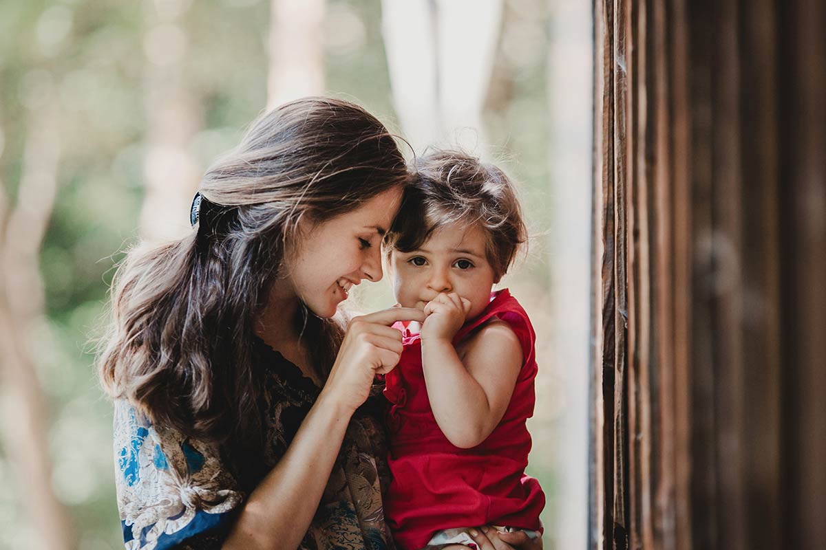 Balancing Act: Navigating the World of Working Moms Possessive About Child